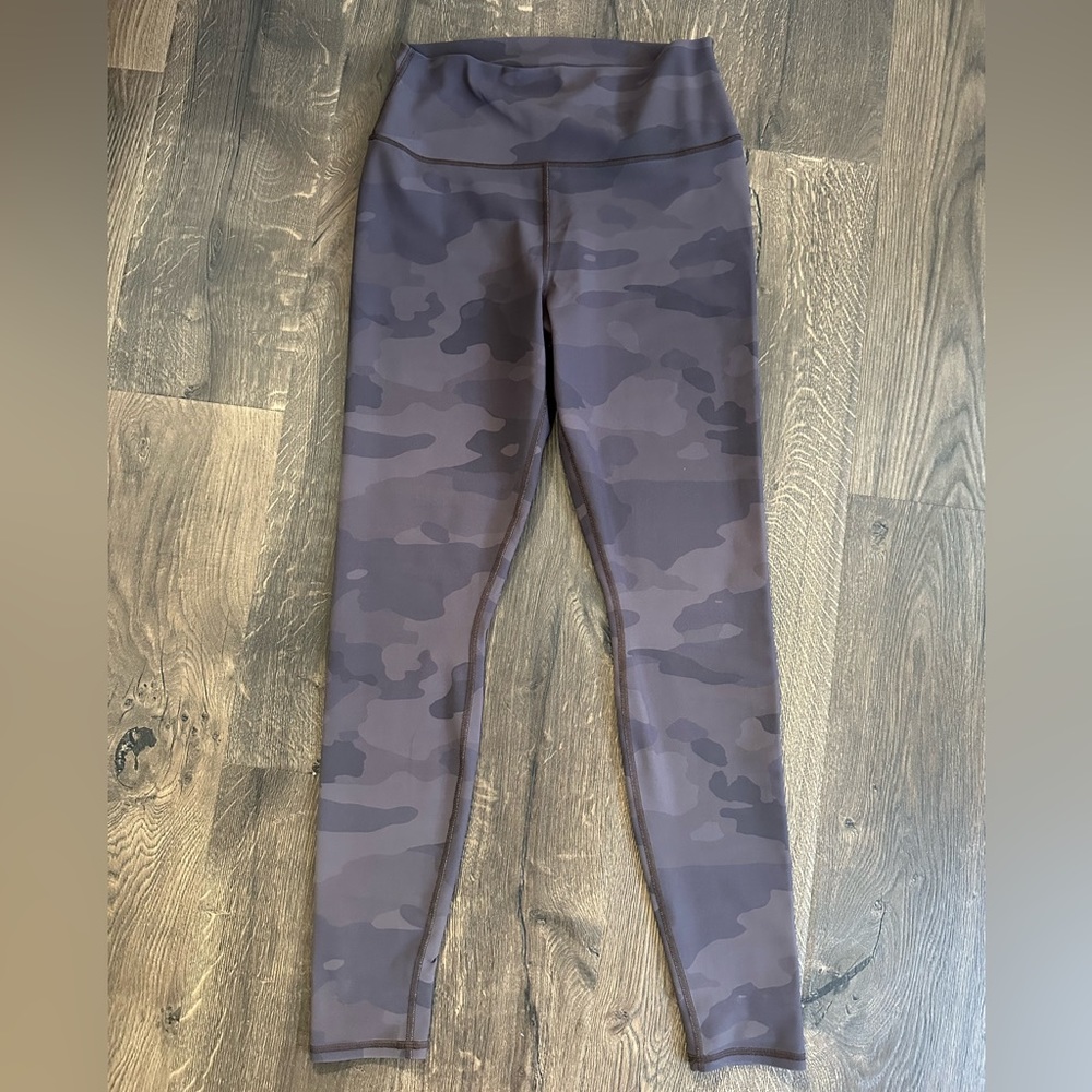 Alo Leggings